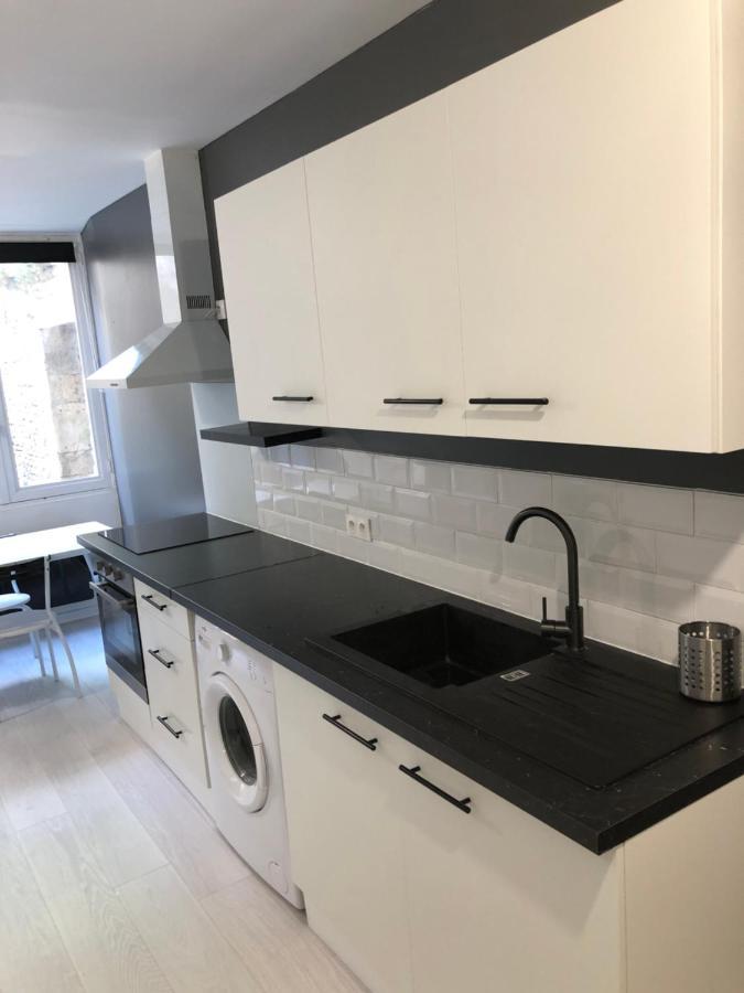 Cosy Appartement Au Plein Centre De リュフェック エクステリア 写真